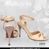 Zapato de tango cuero beige con doble pulsera